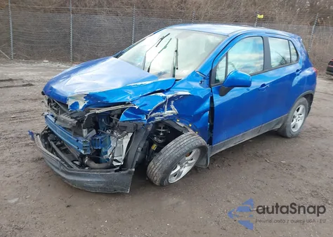 2016 Chevrolet Trax 1Ls z USA, uszkodzony, nr VIN KL7CJNSB6GB552958